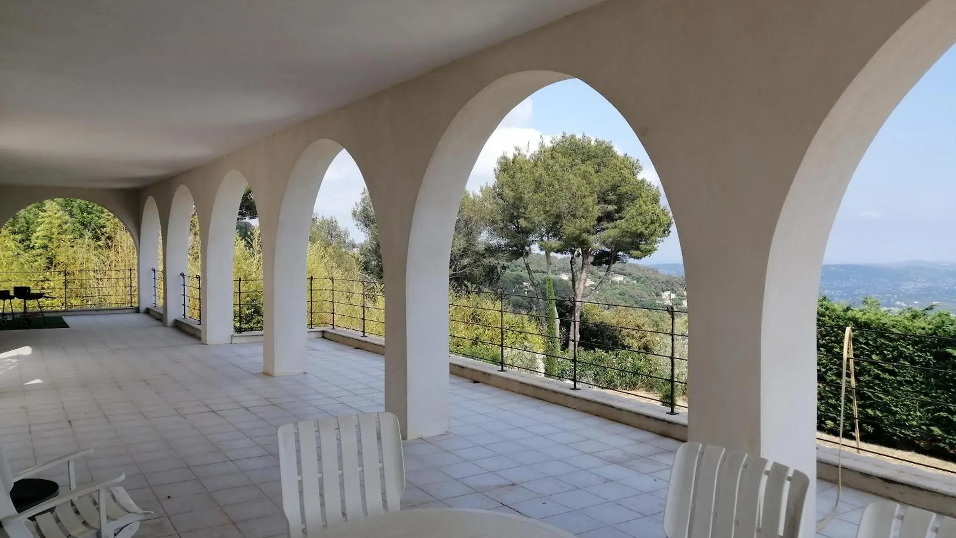 Villa La Cabri 5 Chambres Piscine Cabris